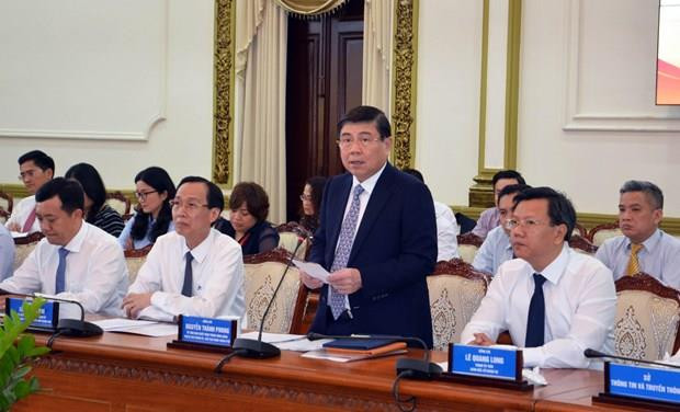 Instan a nuevos embajadores vietnamitas a contribuir al desarrollo de Ciudad Ho Chi Minh ảnh 1 Instan a nuevos embajadores vietnamitas a contribuir al desarrollo de Ciudad Ho Chi Minh ảnh 1