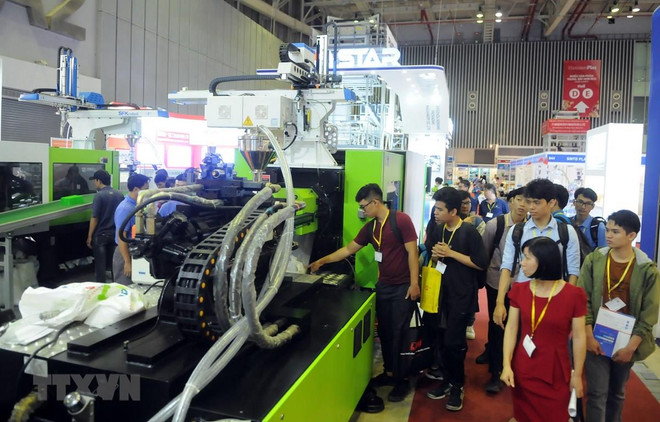 Inauguran Exposición internacional de industrias del plástico y del caucho en Vietnam ảnh 1 Inauguran Exposición internacional de industrias del plástico y del caucho en Vietnam ảnh 1