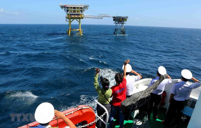 Pide periódico japonés a China para poner fin de sus violaciones en Mar del Este ảnh 1 Pide periódico japonés a China para poner fin de sus violaciones en Mar del Este ảnh 1