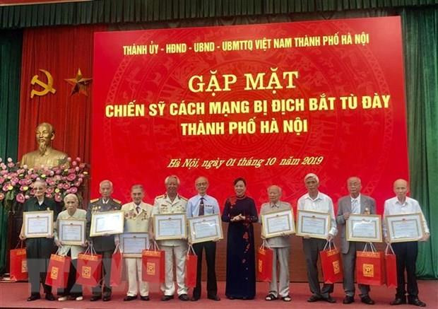 Honran en Hanoi a expresos revolucionarios ảnh 1 Honran en Hanoi a expresos revolucionarios ảnh 1