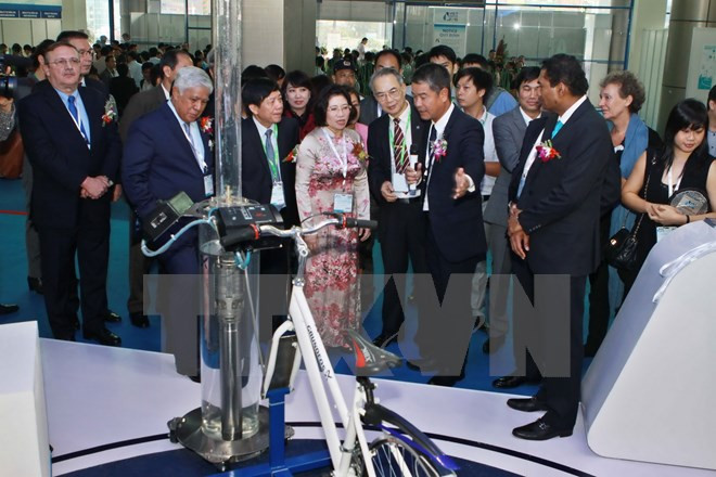 Efectúan exposiciones sobre sector hídrico y energía en Hanoi ảnh 1 Efectúan exposiciones sobre sector hídrico y energía en Hanoi ảnh 1