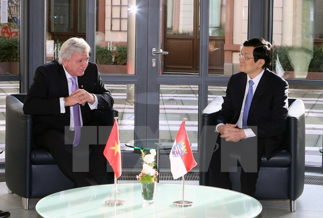 Presidente vietnamita concluye visita a Alemania ảnh 1 Presidente vietnamita concluye visita a Alemania ảnh 1