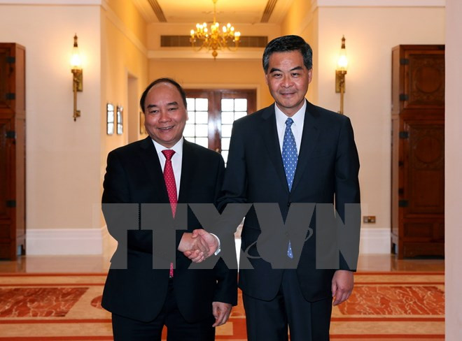 Premier de Vietnam concluye visita oficial a China ảnh 2