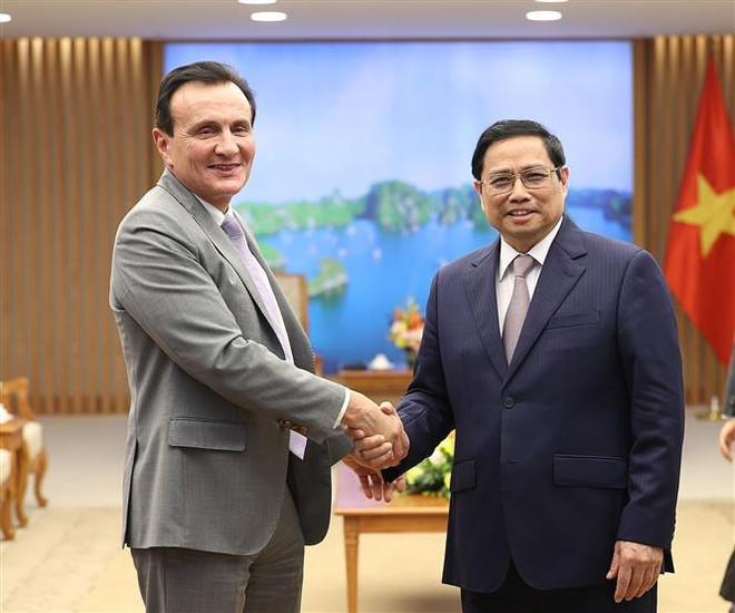 Vietnam aspira a cooperar con AstraZeneca en producción de vacunas ảnh 1 Vietnam aspira a cooperar con AstraZeneca en producción de vacunas ảnh 1