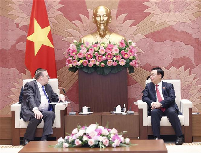 Aprecia Vietnam lazos con Bulgaria y Hungría, afirma presidente de Parlamento ảnh 2 Aprecia Vietnam lazos con Bulgaria y Hungría, afirma presidente de Parlamento ảnh 2
