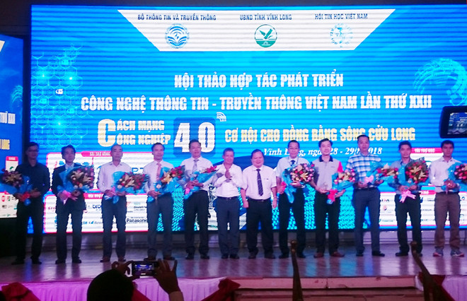 Destacan desarrollo de gobierno electrónico en seminario sobre las TIC en Vietnam ảnh 1 Destacan desarrollo de gobierno electrónico en seminario sobre las TIC en Vietnam ảnh 1