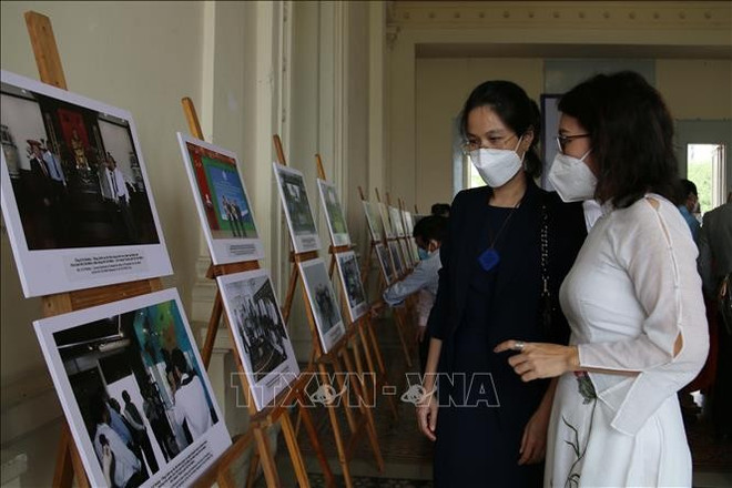 Exposición fotográfica sobre lazos Vietnam- la India resalta amistad tradicional ảnh 2 Exposición fotográfica sobre lazos Vietnam- la India resalta amistad tradicional ảnh 2