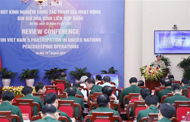 Vietnam empeñado en establecer fuerza de mantenimiento de paz disciplinada y altamente profesional ảnh 3 Vietnam empeñado en establecer fuerza de mantenimiento de paz disciplinada y altamente profesional ảnh 3