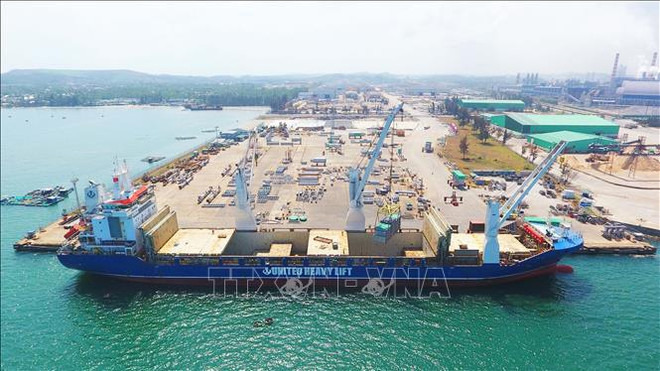 Vietnam reporta superávit comercial de cuatro mil millones de dólares en ocho meses ảnh 1 Vietnam reporta superávit comercial de cuatro mil millones de dólares en ocho meses ảnh 1