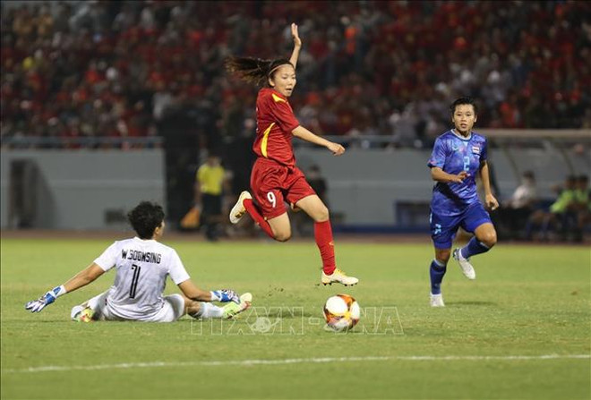 Capitana de la selección vietnamita de fútbol jugará para club portugués ảnh 2 Capitana de la selección vietnamita de fútbol jugará para club portugués ảnh 2