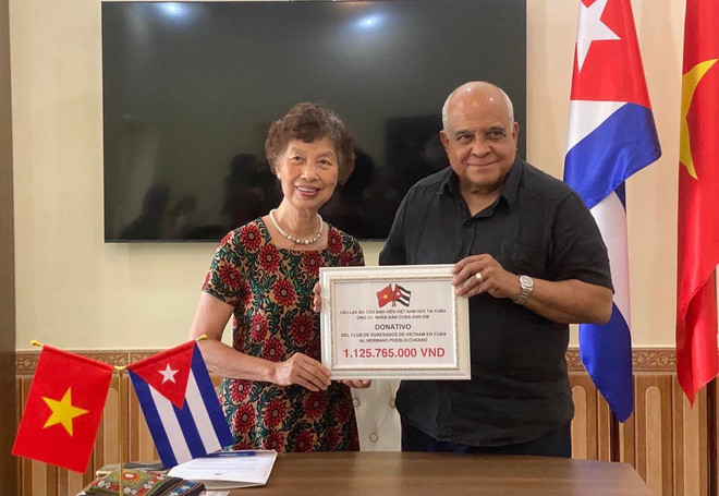 Vietnamitas unen manos para apoyar a Cuba tras incendio en Matanzas ảnh 1 Vietnamitas unen manos para apoyar a Cuba tras incendio en Matanzas ảnh 1