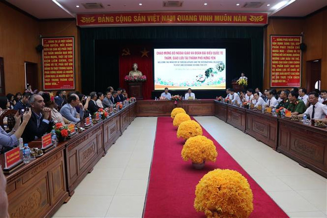 Impulsan promoción de longan vietnamita entre cuerpos diplomáticos ảnh 2 Impulsan promoción de longan vietnamita entre cuerpos diplomáticos ảnh 2