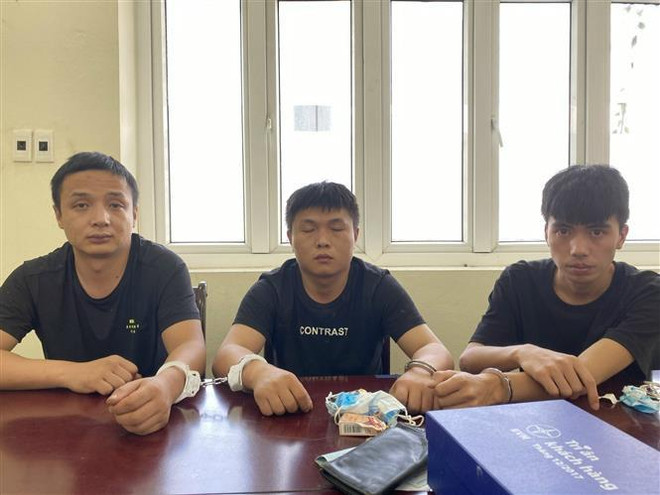 Desmantelan en provincia de Lao Cai línea organizadora de entrada ilegal a Vietnam ảnh 1 Desmantelan en provincia de Lao Cai línea organizadora de entrada ilegal a Vietnam ảnh 1