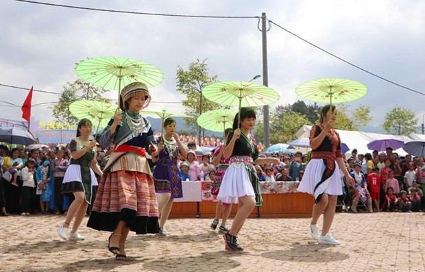 Celebrarán actividades en la Aldea de Cultura y Turismo de Etnias Minoritarias de Vietnam por Día Nacional ảnh 1 Celebrarán actividades en la Aldea de Cultura y Turismo de Etnias Minoritarias de Vietnam por Día Nacional ảnh 1