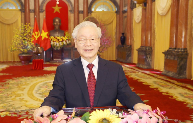 Máximo dirigente de Vietnam felicita al pueblo por Año Nuevo Lunar 2021 ảnh 1 Máximo dirigente de Vietnam felicita al pueblo por Año Nuevo Lunar 2021 ảnh 1
