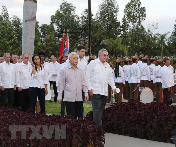 Secretario general del PCV continúa actividades en Santiago de Cuba ảnh 1 Secretario general del PCV continúa actividades en Santiago de Cuba ảnh 1