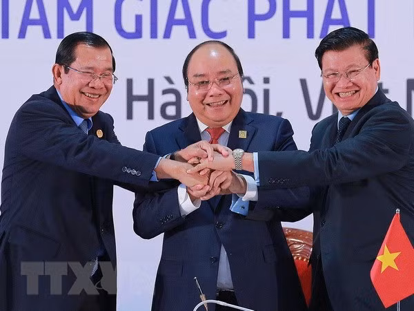 Cumbre del CLV abre nueva página de cooperación, dice premier vietnamita ảnh 1