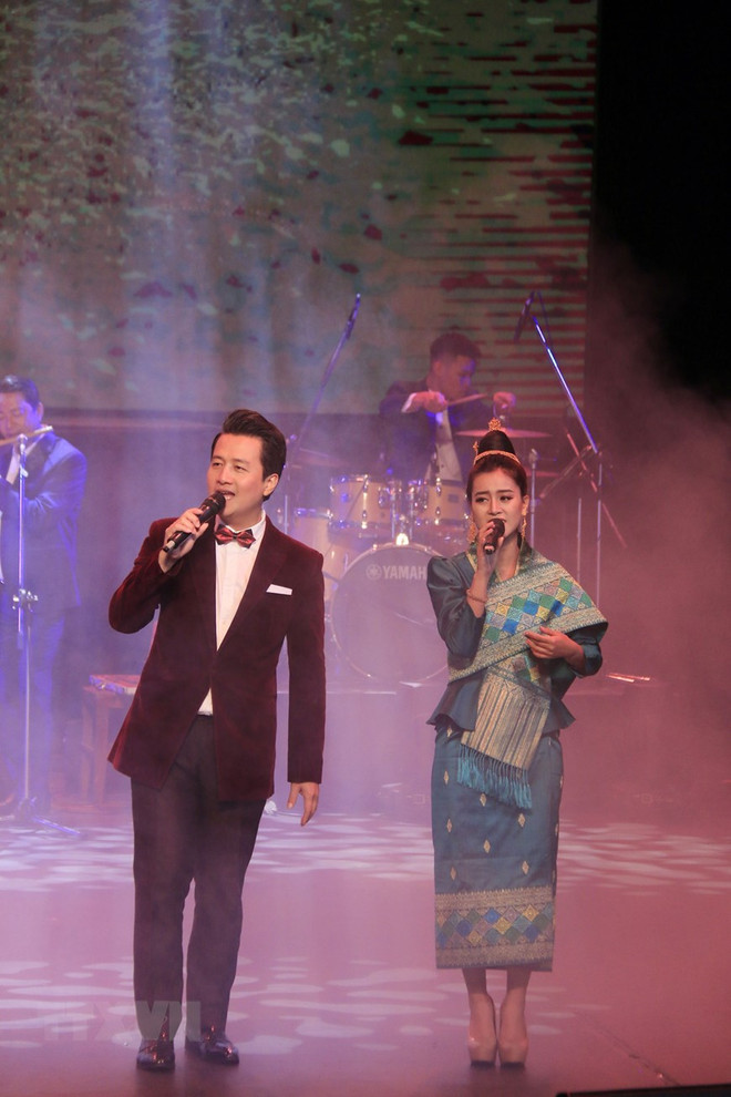 [Fotos] Semana Cultural de Vietnam en Laos ảnh 6