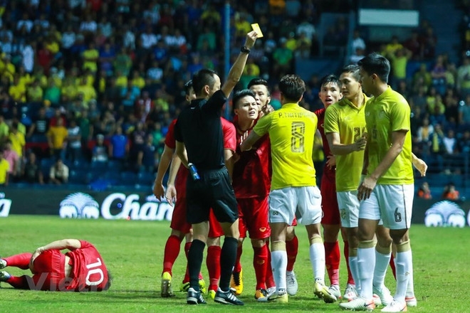 [Foto] Vietnam vence 1-0 a Tailandia en la Copa del Rey ảnh 9