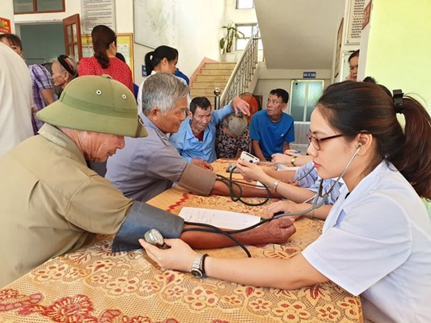 Enfermedades no transmisibles son la principal causa de muerte en Vietnam ảnh 2 Enfermedades no transmisibles son la principal causa de muerte en Vietnam ảnh 2