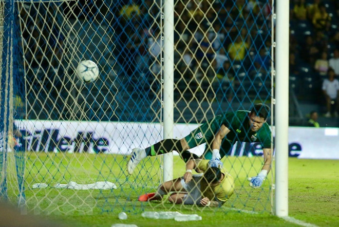 [Foto] Vietnam vence 1-0 a Tailandia en la Copa del Rey ảnh 3