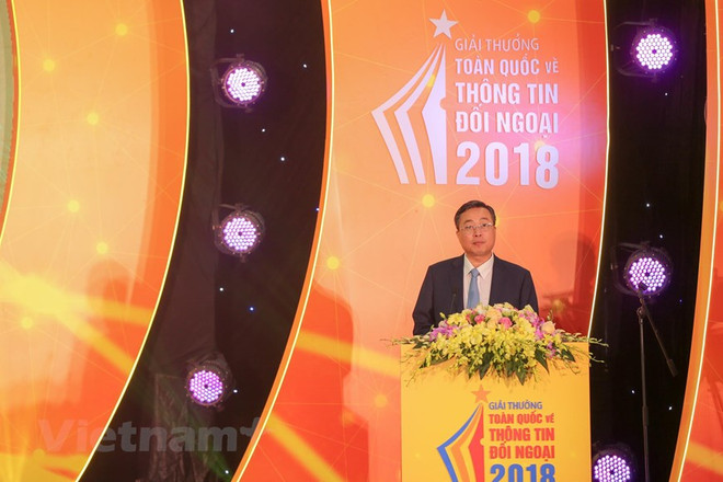 [Foto] Entregan en Vietnam los premios de información al exterior ảnh 1
