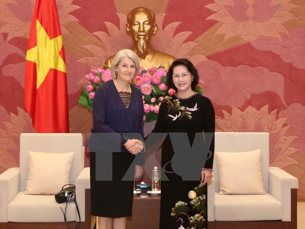 Presidenta del parlamento de Vietnam recibe a embajadores nórdicos ảnh 1 Presidenta del parlamento de Vietnam recibe a embajadores nórdicos ảnh 1