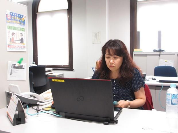 Ofrecen en Japón servicio de consultas a trabajadores vietnamitas en su lengua materna ảnh 1