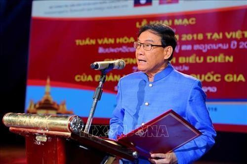 Marca exposición artística en Laos aniversario de la liberación de Hanoi ảnh 1 Marca exposición artística en Laos aniversario de la liberación de Hanoi ảnh 1