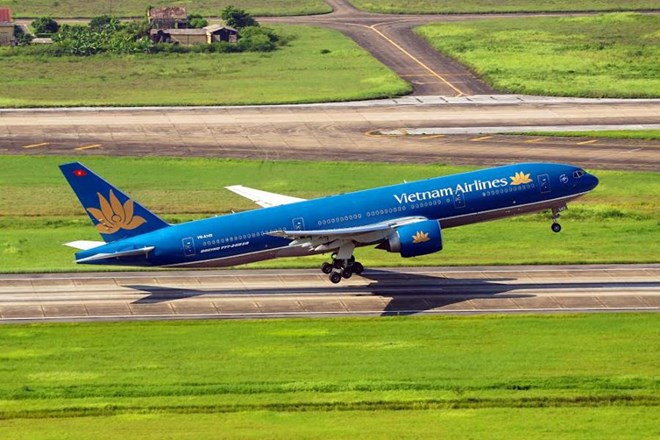 Vietnam Airlines transportó a más 10 millones viajeros en primeros seis meses de 2017 ảnh 1