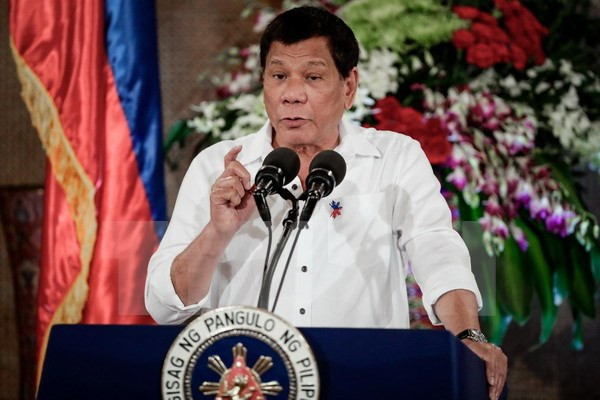 Presidente Duterte admite que EE.UU. suministra armas a Filipinas para combatir terrorismo ảnh 1