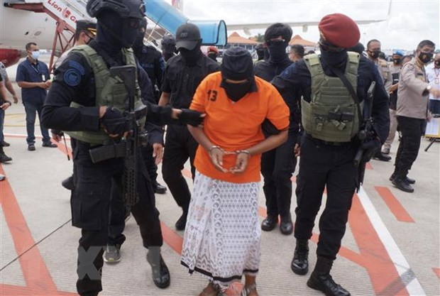 Indonesia detiene a 10 terroristas que planeaban ataques con bombas en Papua ảnh 1 Indonesia detiene a 10 terroristas que planeaban ataques con bombas en Papua ảnh 1