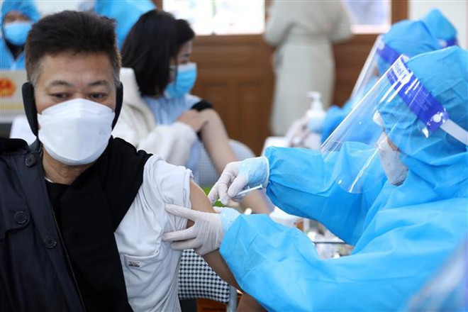 Vietnam confirma 14 mil 861 casos nuevos del COVID-19 ảnh 1