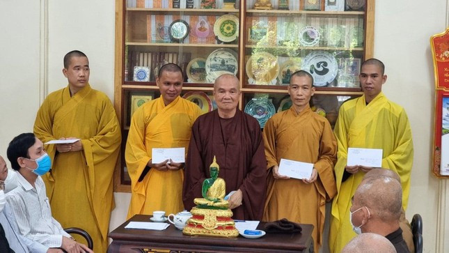 Nombran a patriarcas de pagodas en distrito insular vietnamita de Truong Sa ảnh 1 Nombran a patriarcas de pagodas en distrito insular vietnamita de Truong Sa ảnh 1