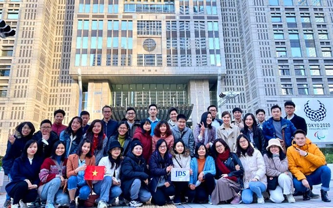 Japón ofrece becas a funcionarios vietnamitas ảnh 1 Japón ofrece becas a funcionarios vietnamitas ảnh 1