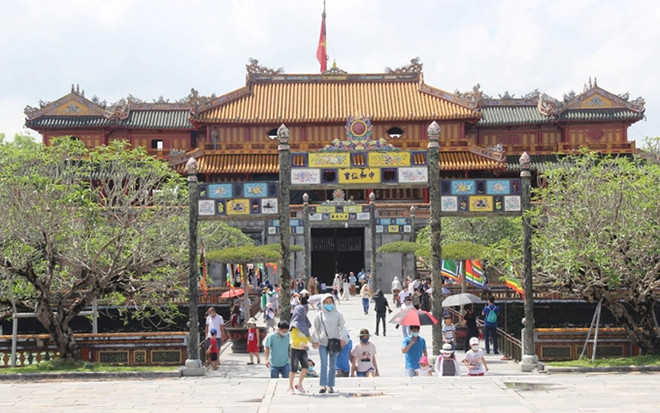 Localidad central de Vietnam gana tres premios de turismo de ASEAN en 2021 ảnh 1 Localidad central de Vietnam gana tres premios de turismo de ASEAN en 2021 ảnh 1