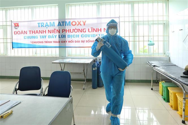 COVID-19: Instalan en Hanoi cajeros automáticos de oxígeno gratuitos ảnh 1 COVID-19: Instalan en Hanoi cajeros automáticos de oxígeno gratuitos ảnh 1