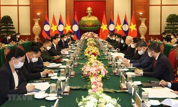Visita oficial del premier laosiano a Vietnam evidencia lazos especiales binacionales ảnh 1 Visita oficial del premier laosiano a Vietnam evidencia lazos especiales binacionales ảnh 1