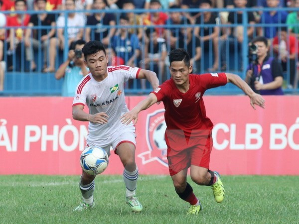 Yokohama triunfa en torneo internacional de fútbol sub-21 en Vietnam ảnh 1