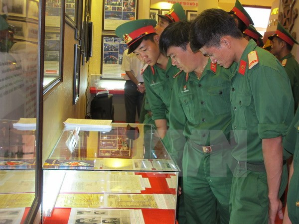 Exponen evidencias sobre soberanía de Vietnam en Truong Sa y Hoang Sa ảnh 1 Exponen evidencias sobre soberanía de Vietnam en Truong Sa y Hoang Sa ảnh 1