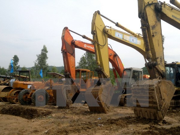 Gran inversión en construcción infraestructural en provincias centrales de Vietnam ảnh 1