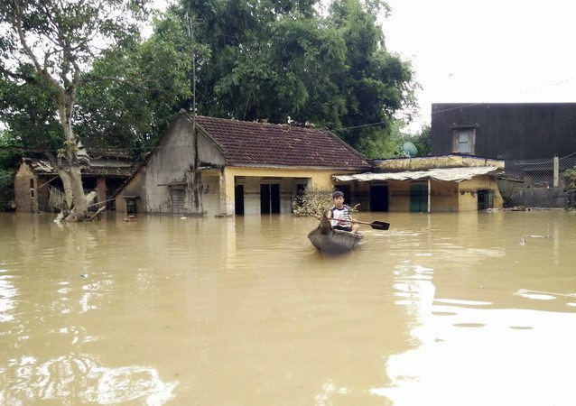 Khanh Hoa asiste a pobladores afectados por inundaciones ảnh 1