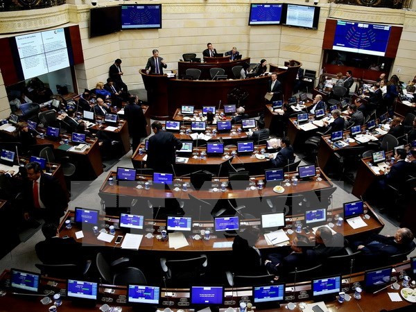 Vietnam felicita a Colombia por aprobación de pacto de paz ảnh 1