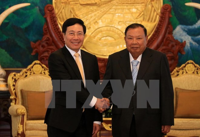 Canciller de Vietnam efectúa visita oficial a Laos ảnh 1 Canciller de Vietnam efectúa visita oficial a Laos ảnh 1