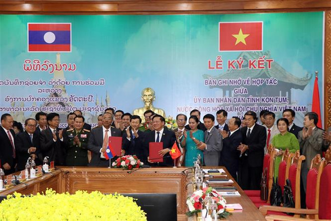 Localidades vietnamita y laosiana promueven cooperación ảnh 1 Localidades vietnamita y laosiana promueven cooperación ảnh 1