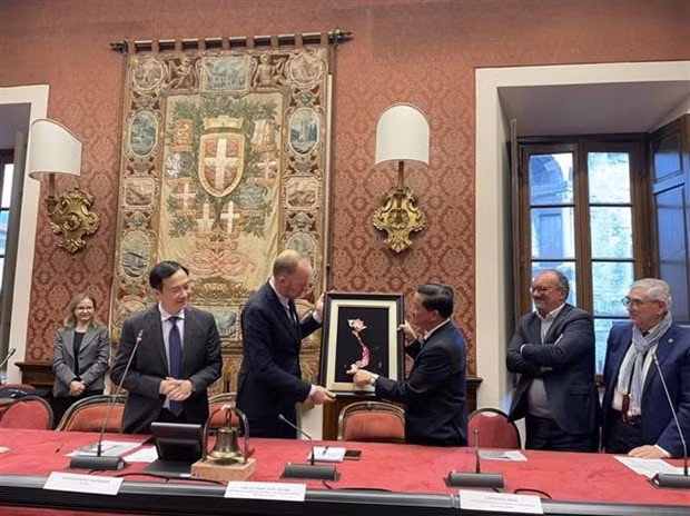 Localidades de Vietnam e Italia forjan cooperación ảnh 1