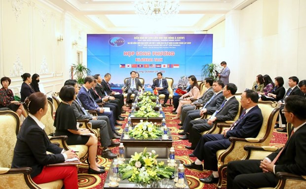Abrirán rutas aéreas entre Quang Ninh y localidades del Este de Asia ảnh 2 Abrirán rutas aéreas entre Quang Ninh y localidades del Este de Asia ảnh 2