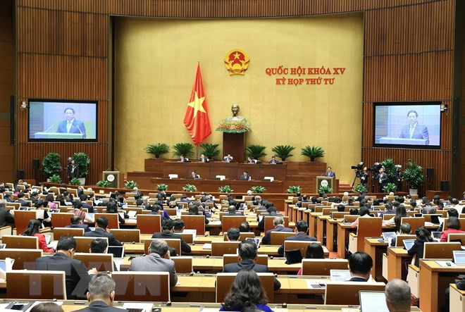 Parlamento vietnamita analiza revisión más detallada del crecimiento económico en nueve meses ảnh 1 Parlamento vietnamita analiza revisión más detallada del crecimiento económico en nueve meses ảnh 1