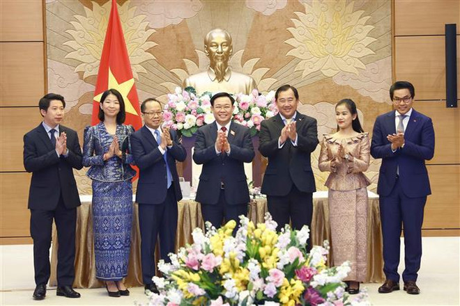 Vietnam prioriza lazos tradicionales con Laos y Camboya ảnh 2 Vietnam prioriza lazos tradicionales con Laos y Camboya ảnh 2