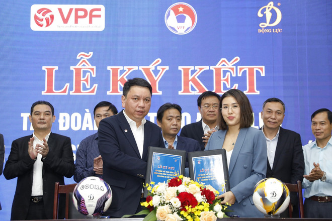 Trabajan por promover el desarrollo del fútbol en Vietnam ảnh 1 Trabajan por promover el desarrollo del fútbol en Vietnam ảnh 1